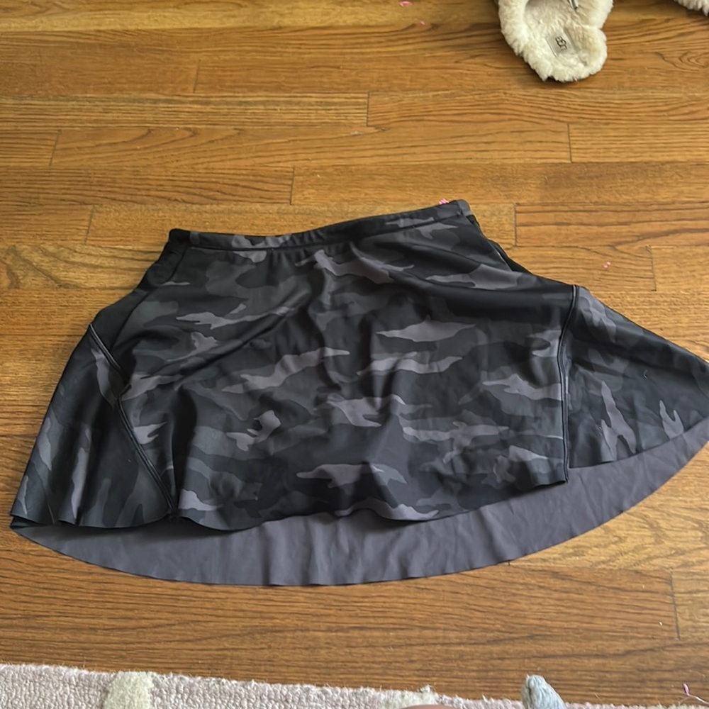 Athleta tennis skirt